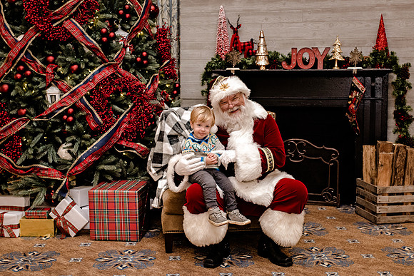 AnnaK_Santa_240_web