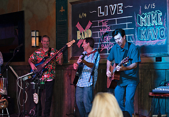mikekavoB_079T
