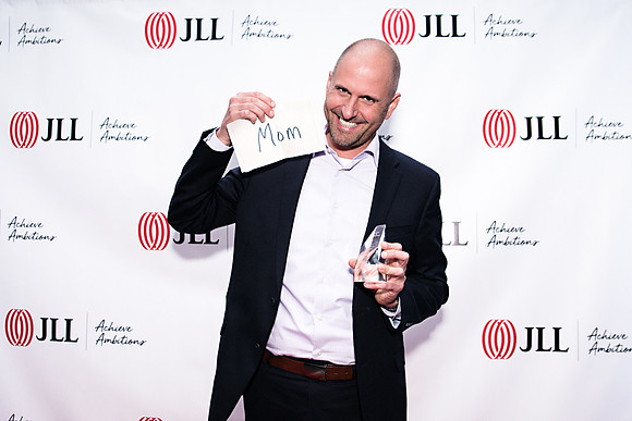 JLLRetail_3_1222T_web