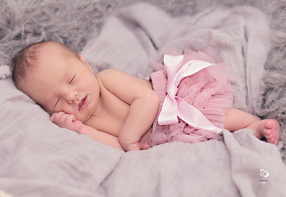 OliviaD_336T_web