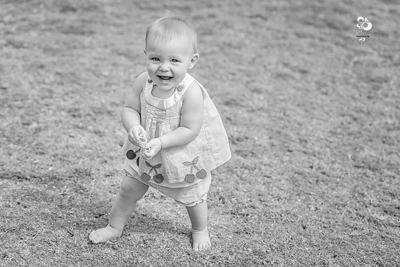 Evelyn_351T_web