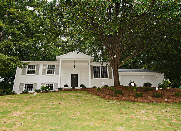 Ellwyn Dr_167T_hires