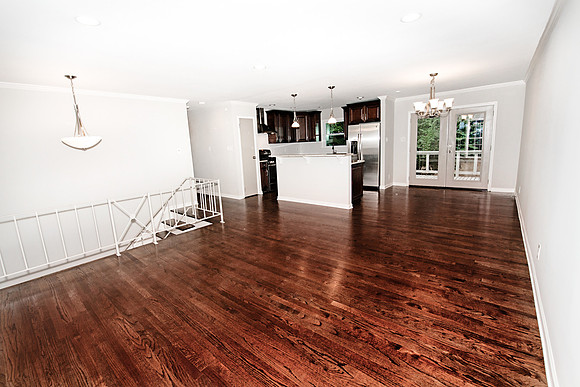 Ellwyn Dr_010T_web
