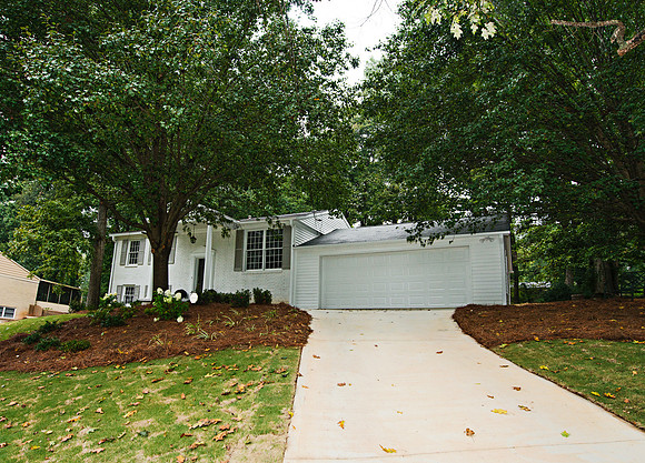 Ellwyn Dr_164TT_hires