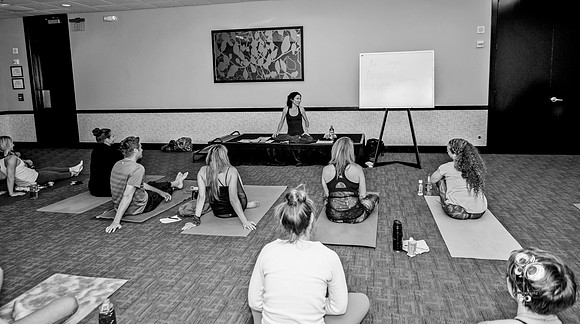Yoga3B_195T_web-2