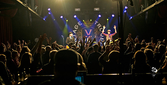VinTroub_140_web