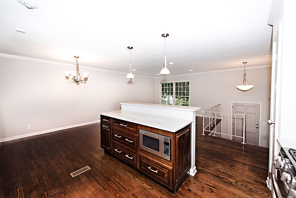 Ellwyn Dr_017T_hires