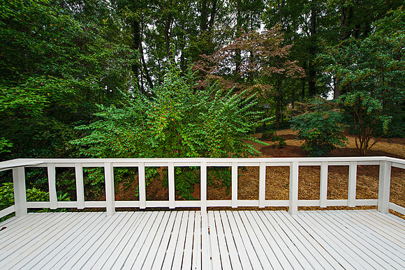 Ellwyn Dr_097T_web